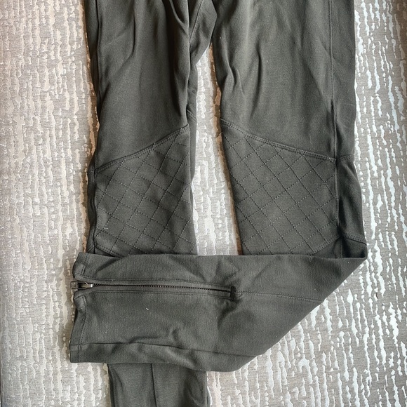 Talula Leggings 🌲✨ - Picture 2 of 2